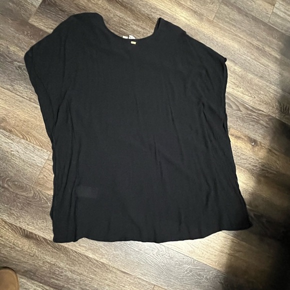 Lake Of Time - Short Poncho for Women/ Navy Blue - Picture 6 of 7